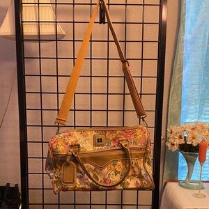 Leisure Rare Vintage Floral Travel Bag with Tan Straps